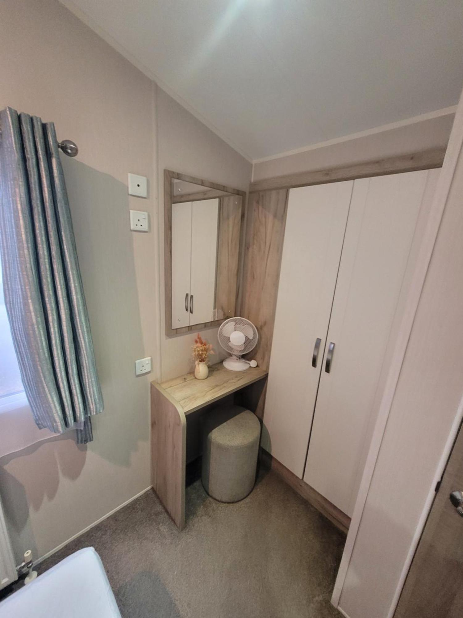 Spacious 8 Birth 3 Bedrooms A22 Unity Beach Holiday Resort Unity Brean 1 Pet Stays Free Berrow Eksteriør billede